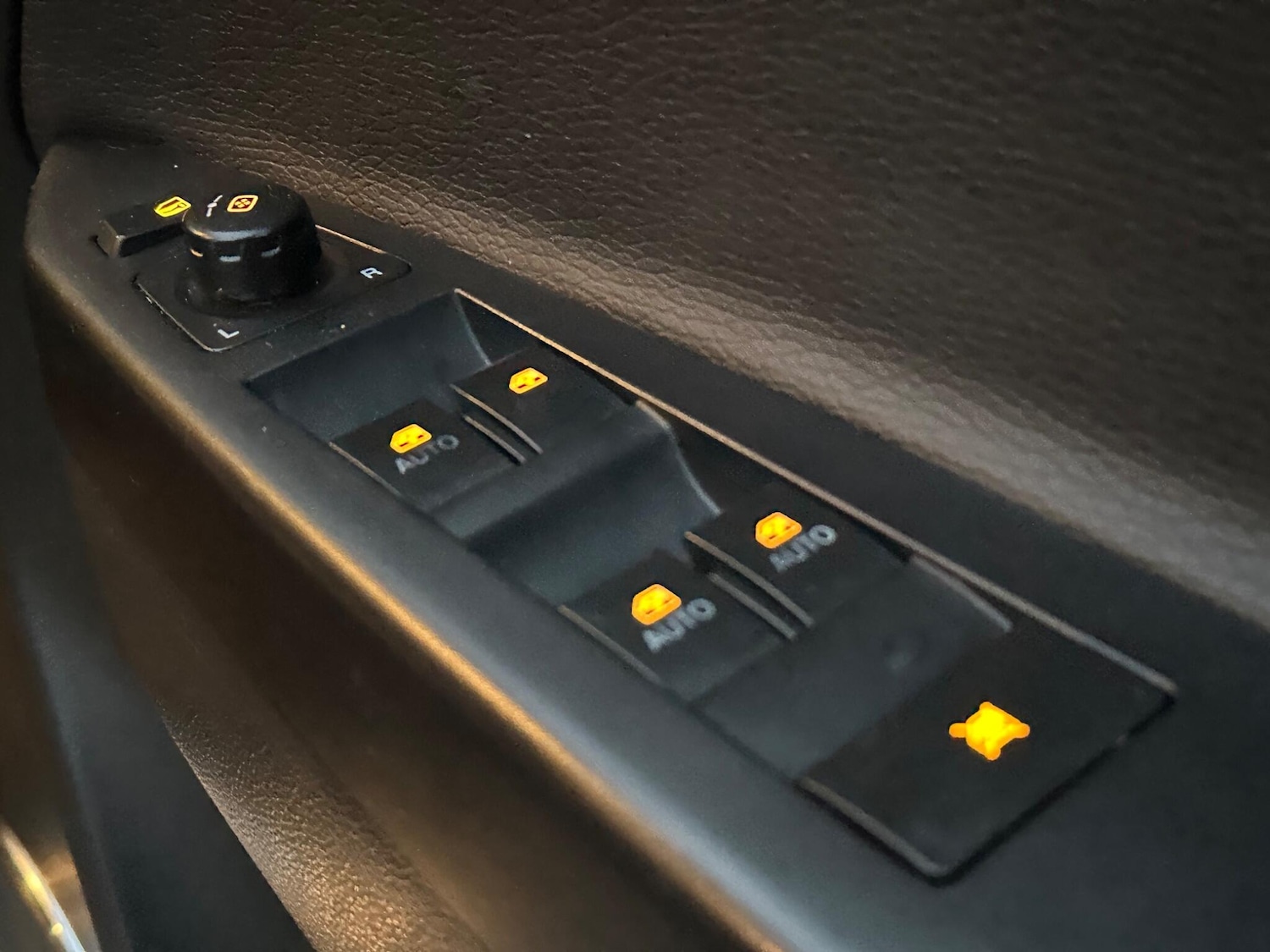 Used Vauxhall Antara 2015 for sale - 76592003: Photo 23