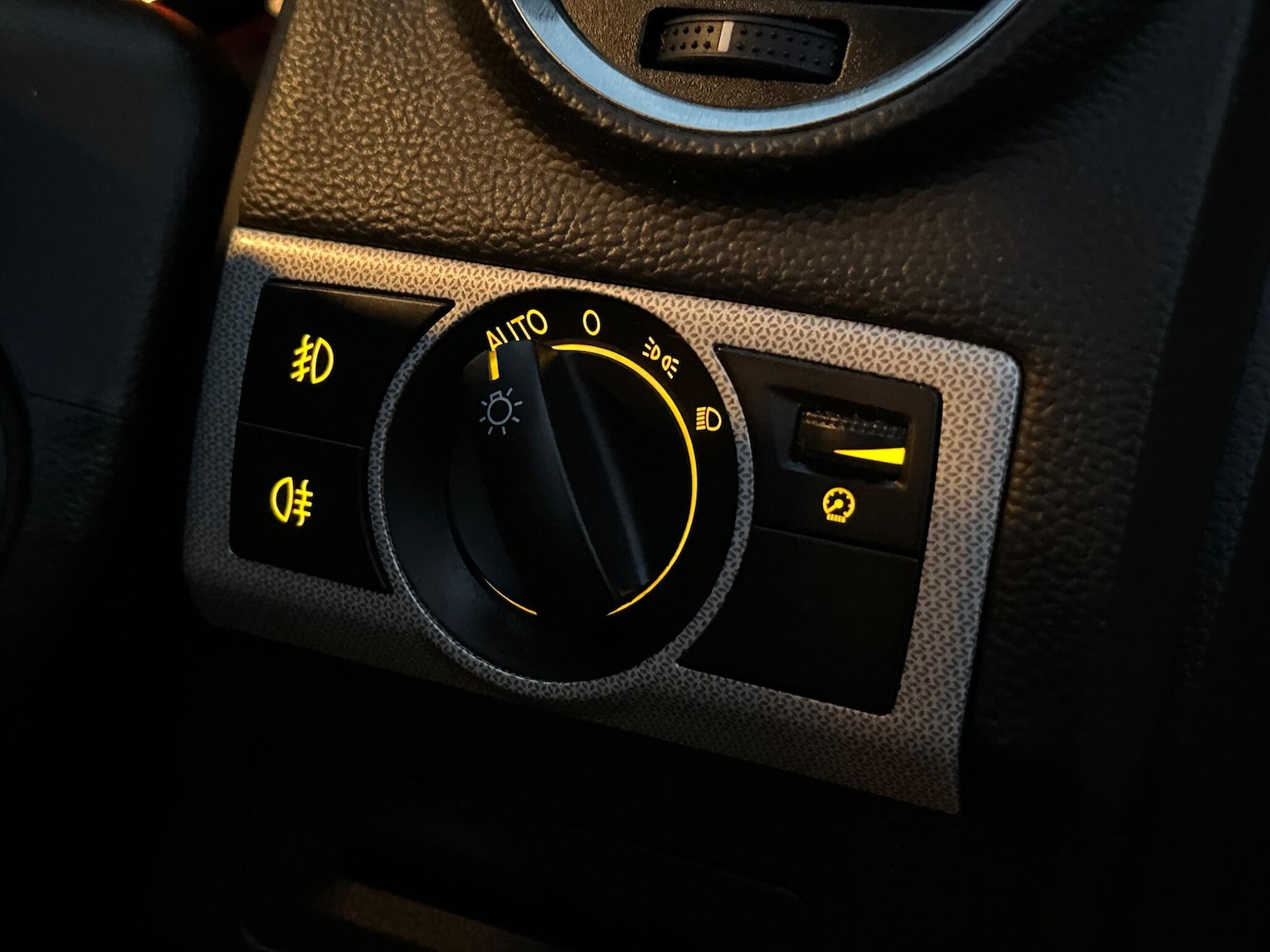 Used Vauxhall Antara 2015 for sale - 76592003: Photo 25