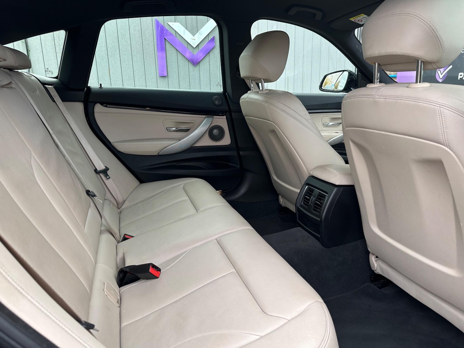 Used BMW 3 Series 2019 for sale - 76456901: Photo 42