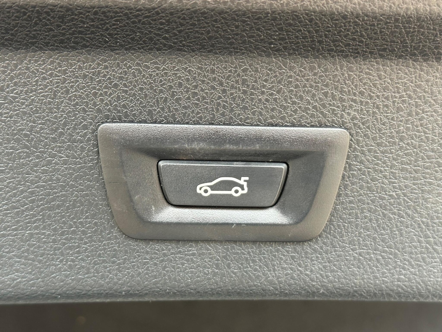 Used BMW 3 Series 2019 for sale - 76456901: Photo 7