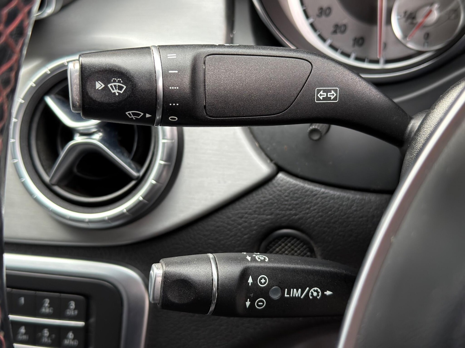 Used Mercedes-Benz CLA 2015 for sale - 77598958: Photo 29