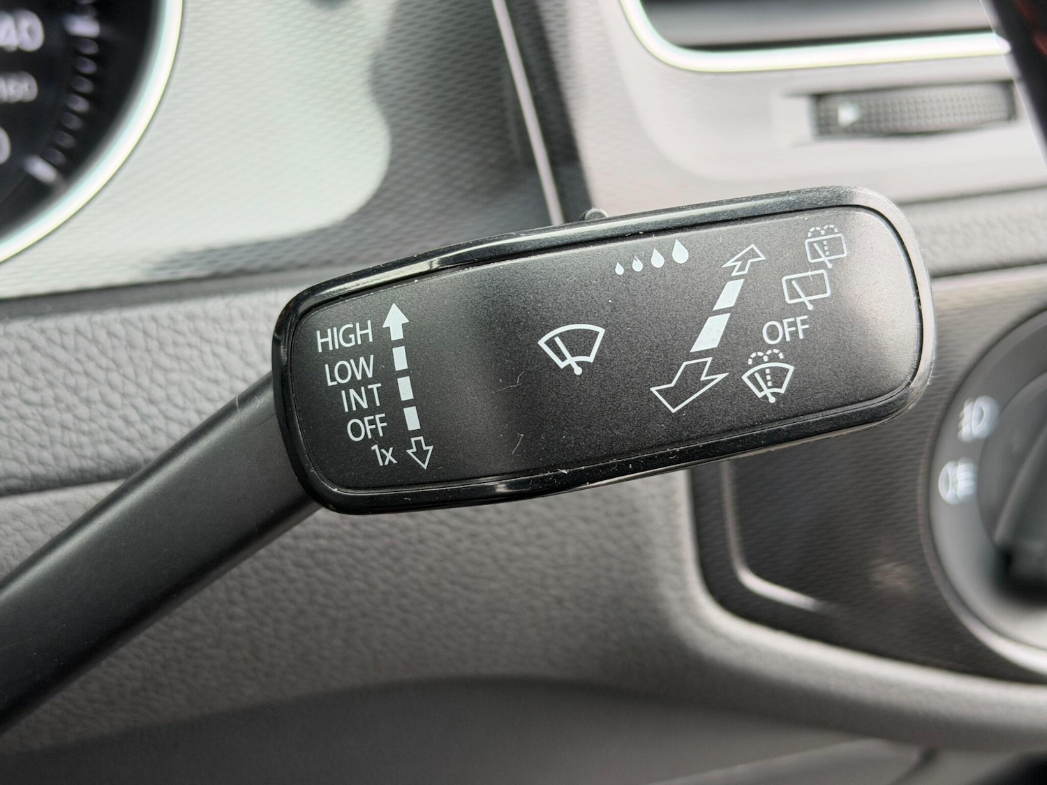 Used Volkswagen Golf for sale - 77598296: Photo 31