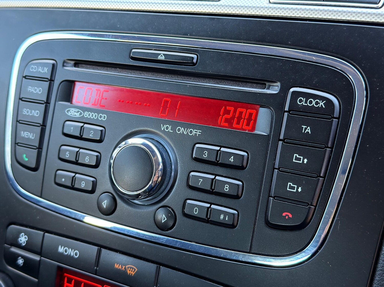 Used Ford S-Max for sale - 78148345: Photo 34