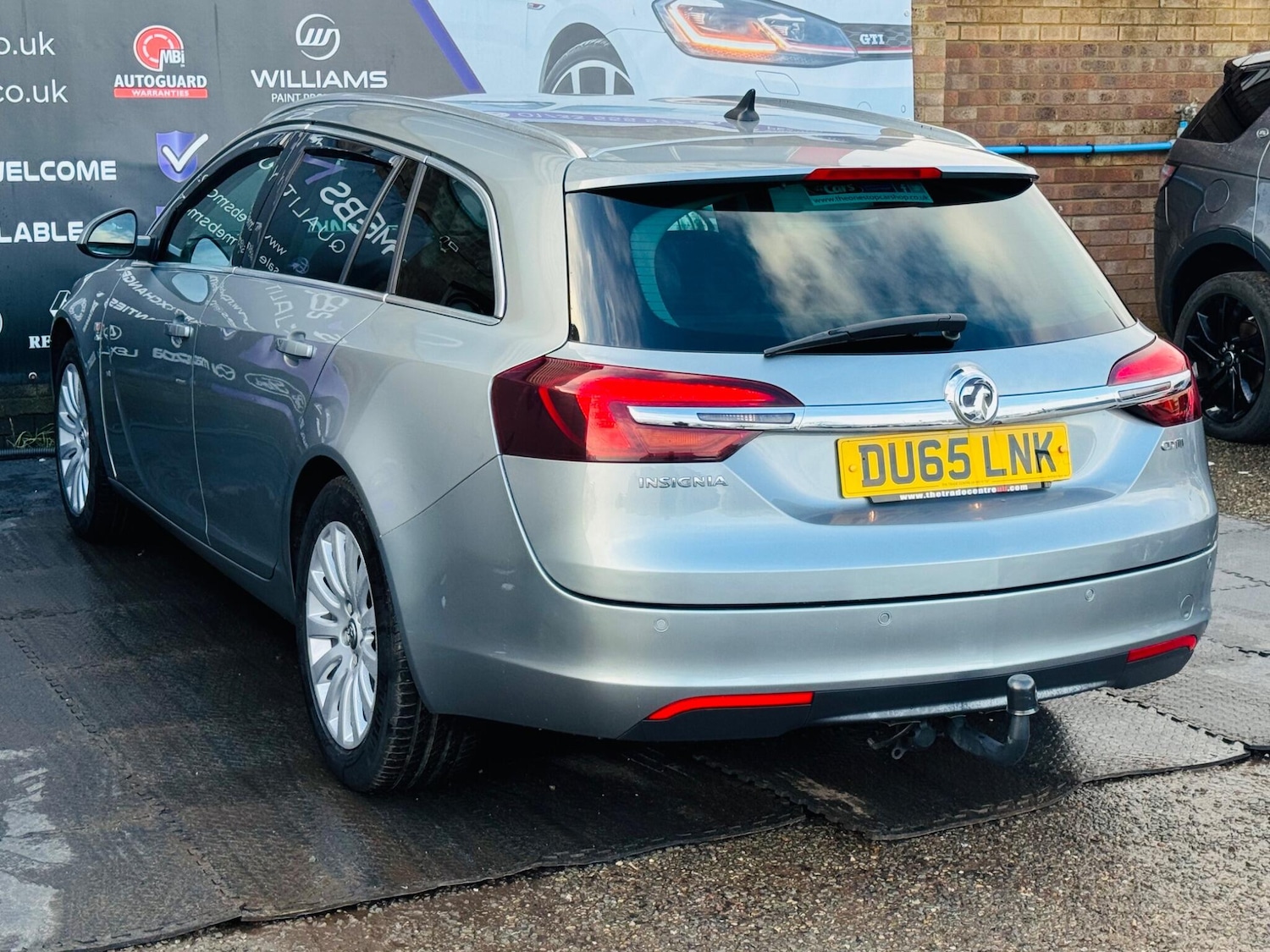 Used Vauxhall Insignia 2015 for sale - 77330855: Photo 16