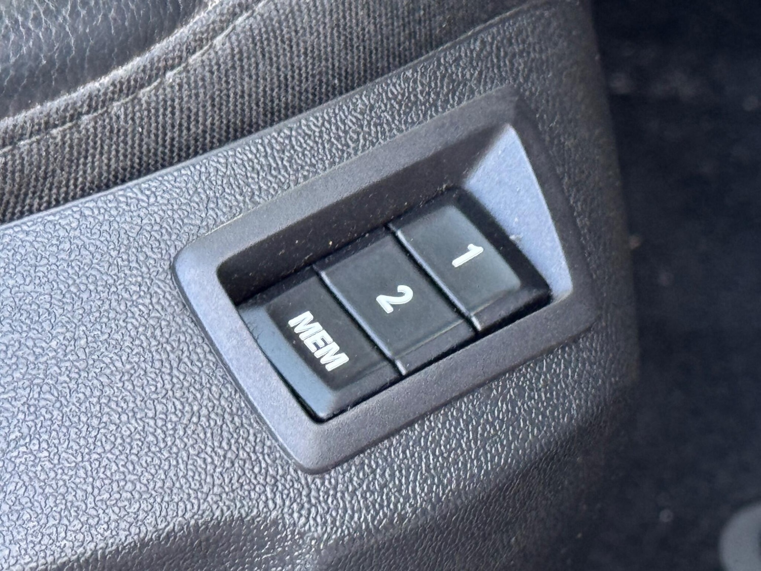 Used Vauxhall Insignia 2015 for sale - 77330855: Photo 25