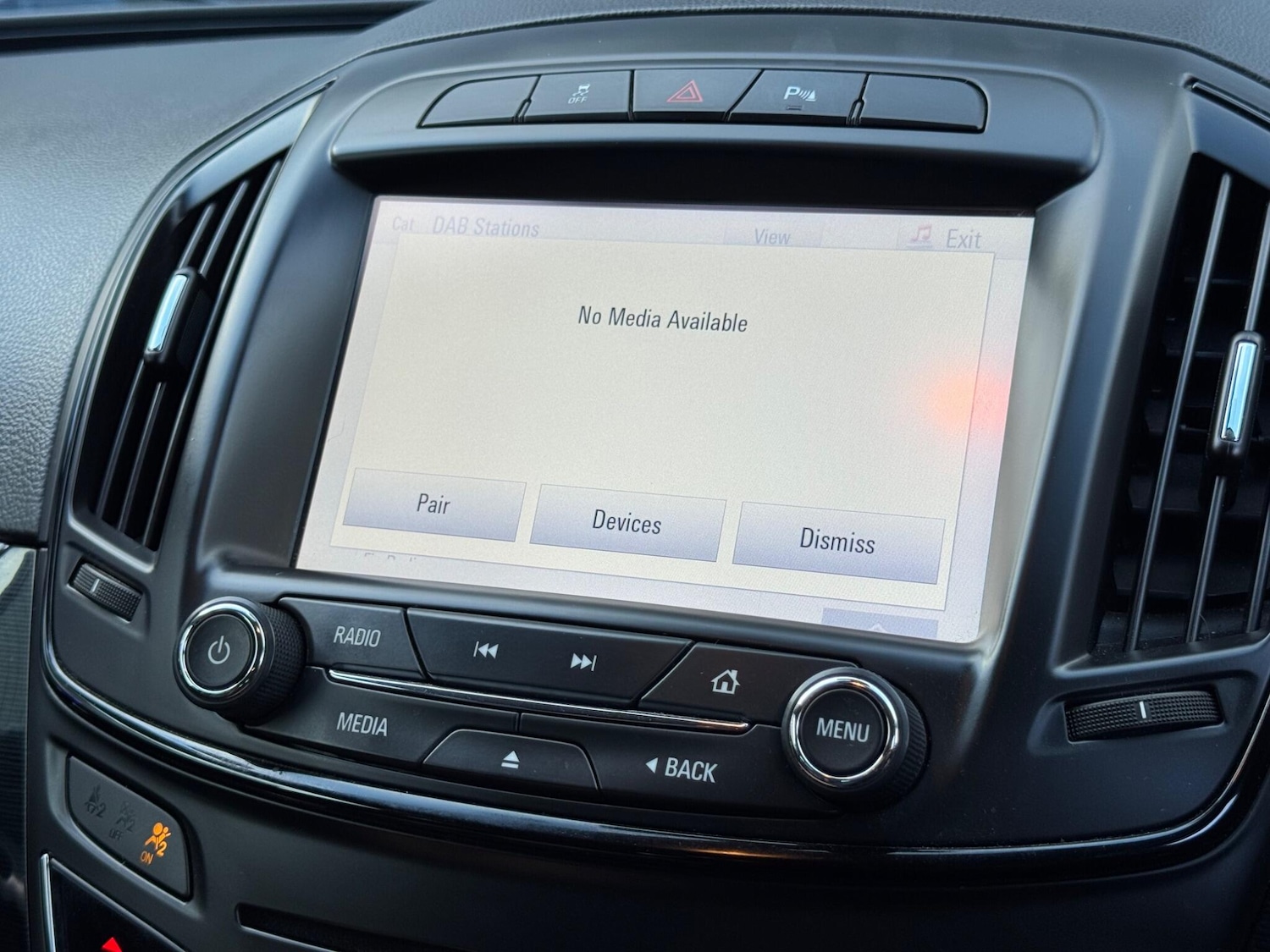 Used Vauxhall Insignia 2015 for sale - 77330855: Photo 38