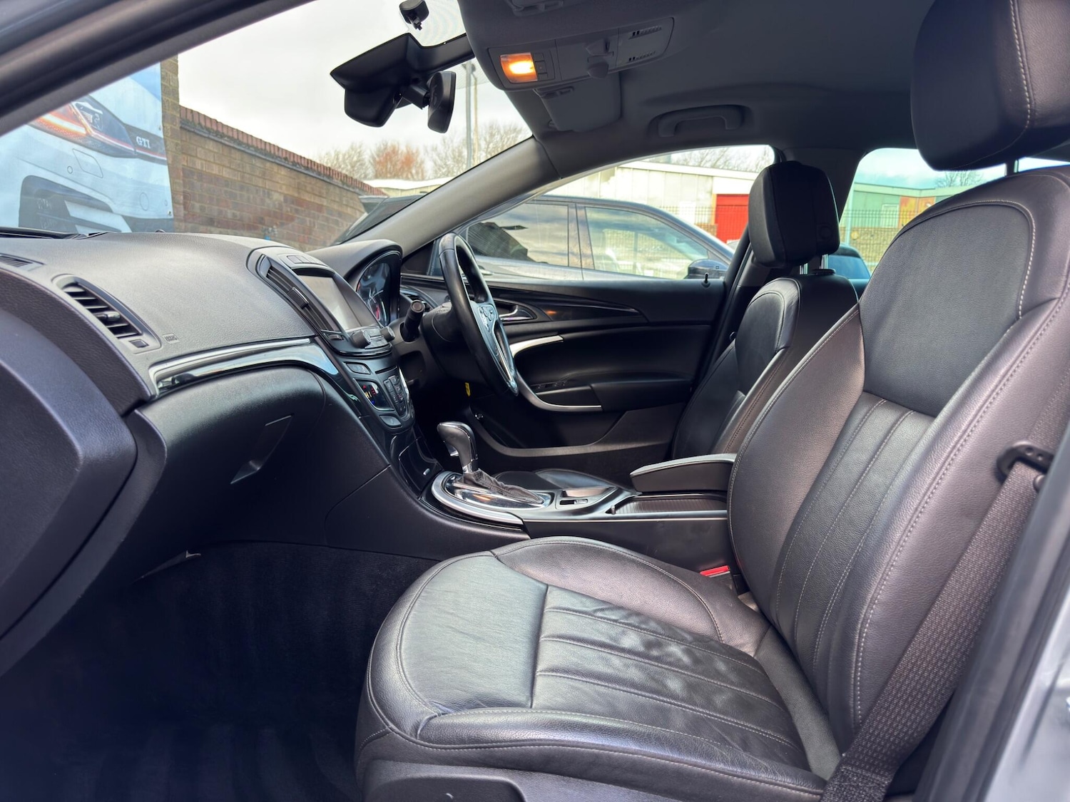 Used Vauxhall Insignia 2015 for sale - 77330855: Photo 45