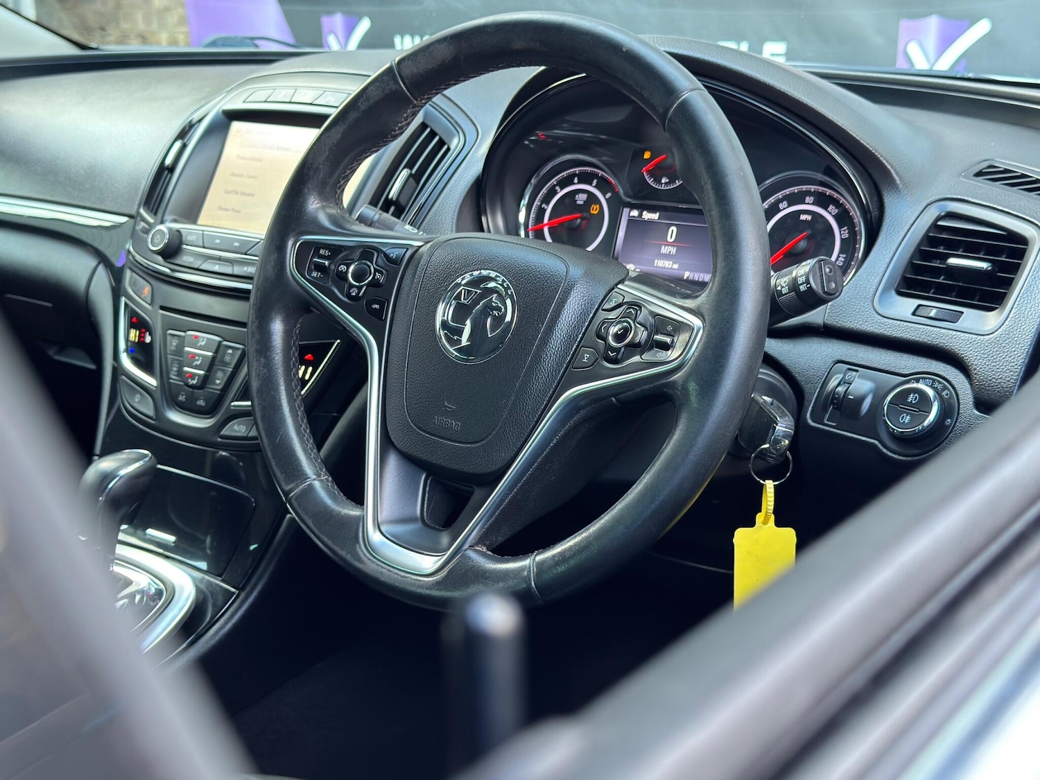 Used Vauxhall Insignia 2015 for sale - 77330855: Photo 9