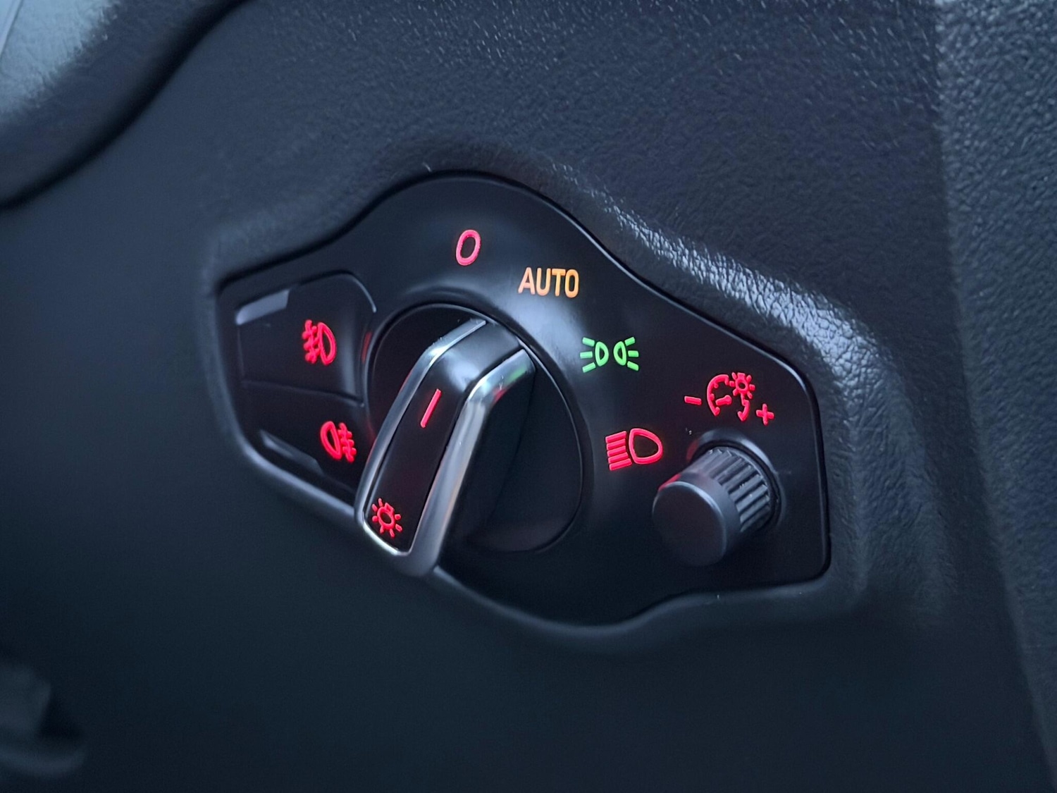 Used Audi SQ5 for sale - 77599028: Photo 31