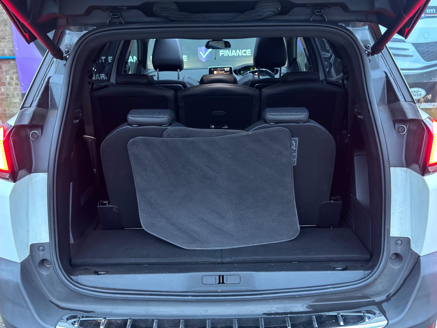 Used Peugeot 5008 2018 for sale - 77081411: Photo 19