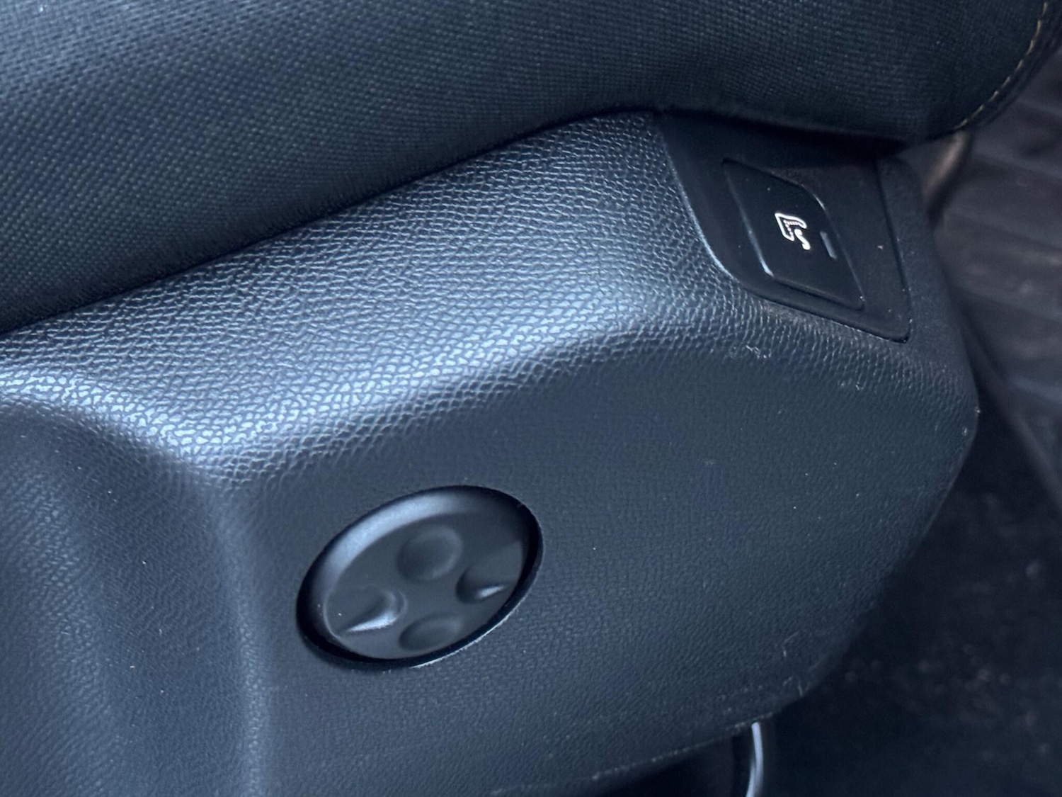 Used Peugeot 5008 2018 for sale - 77081411: Photo 26