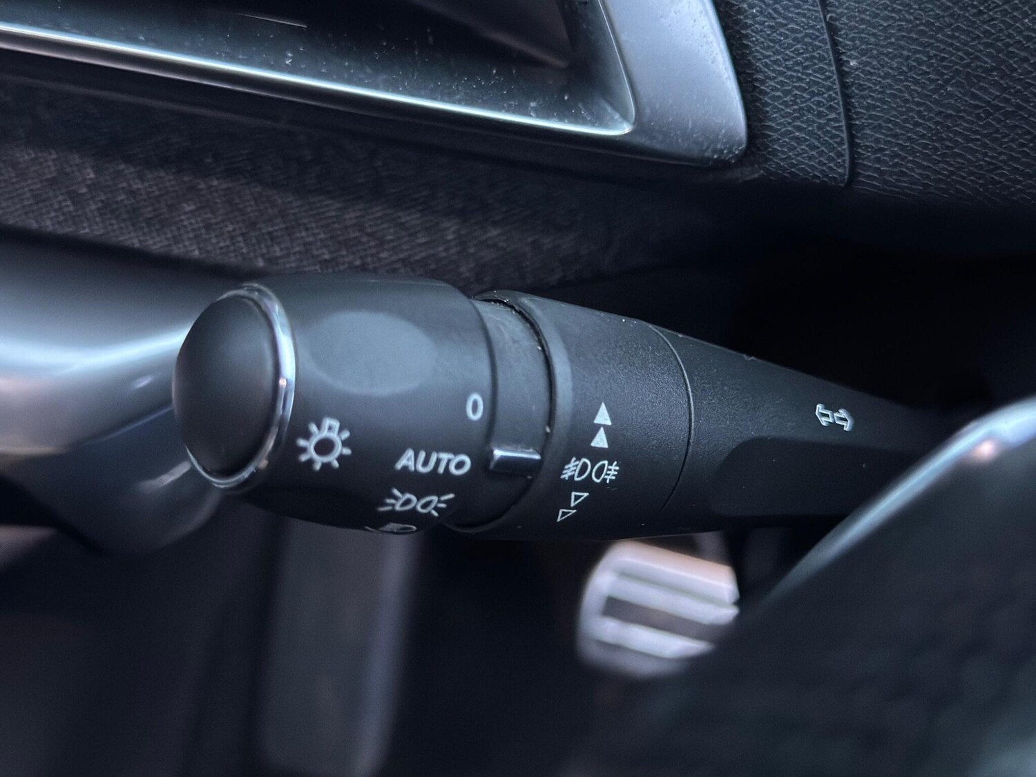 Used Peugeot 5008 2018 for sale - 77081411: Photo 31