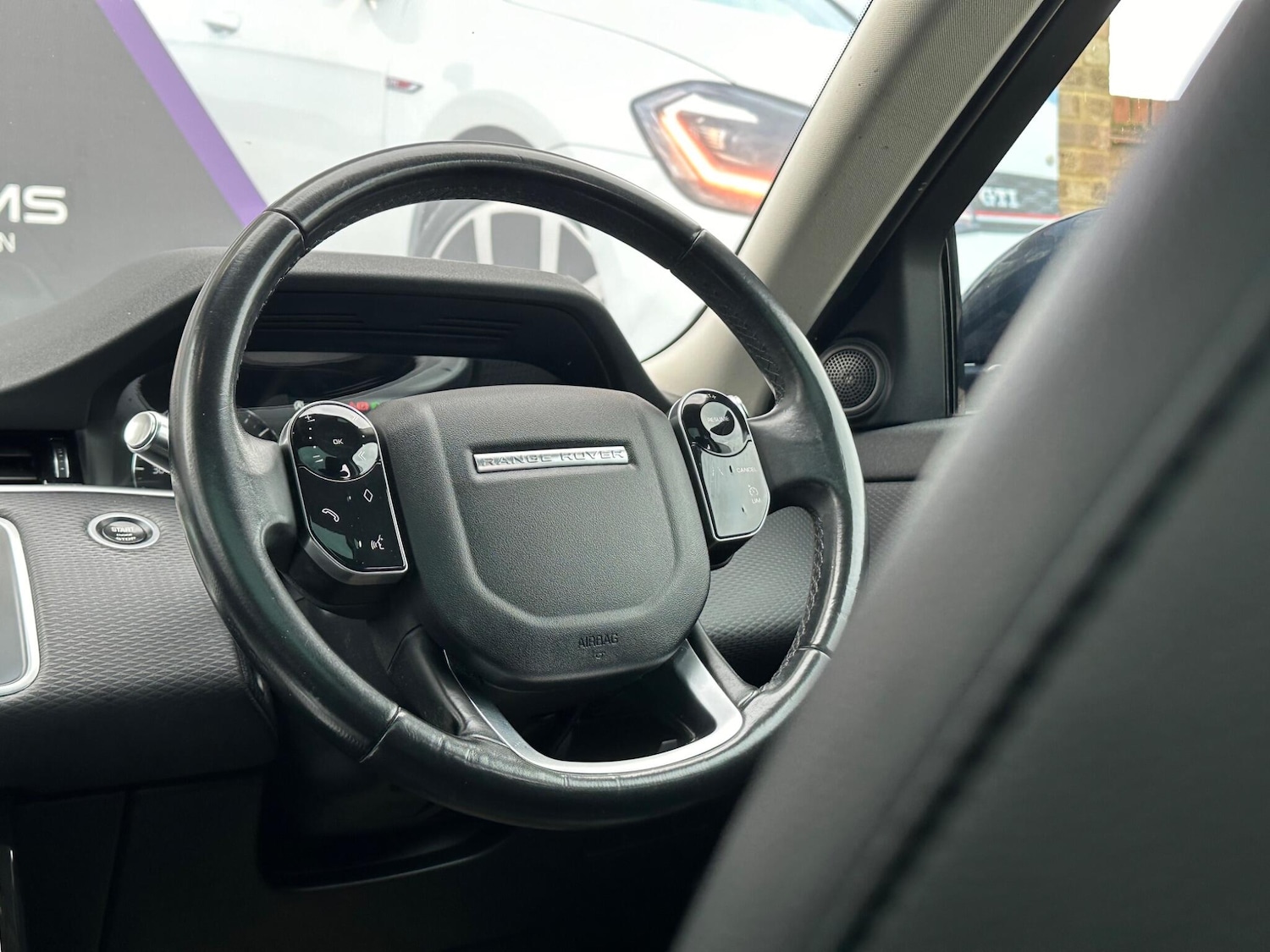 Used Land Rover Range Rover Evoque 2019 for sale - 76484603: Photo 51