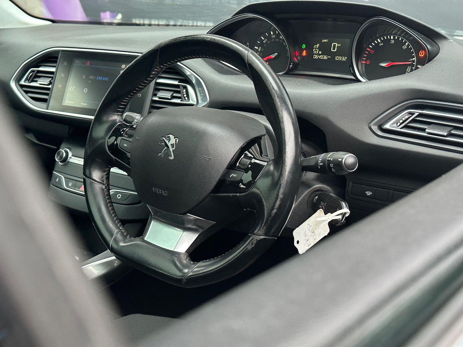 Used Peugeot 308 2019 for sale - 76608175: Photo 10
