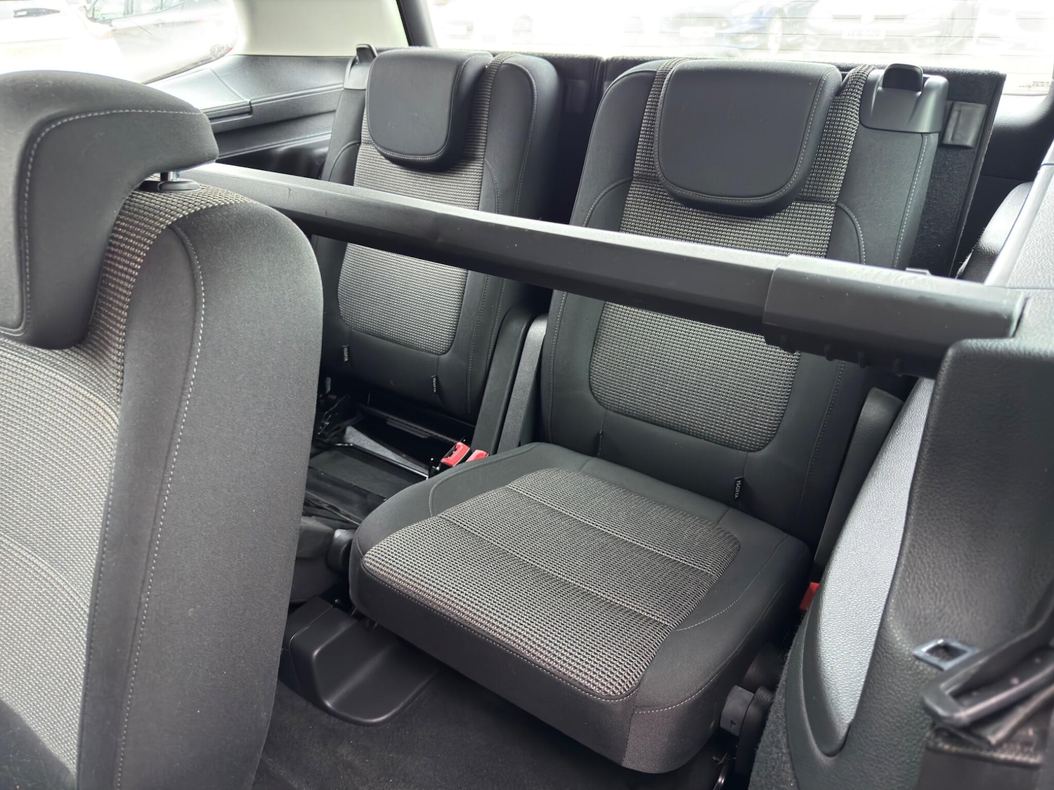 Used Volkswagen Sharan for sale - 77440497: Photo 42