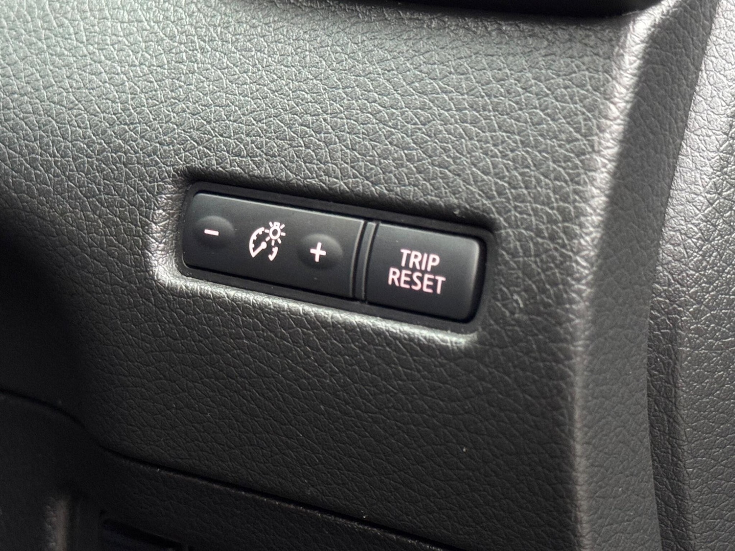 Used Nissan X-Trail 2016 for sale - 77052452: Photo 30