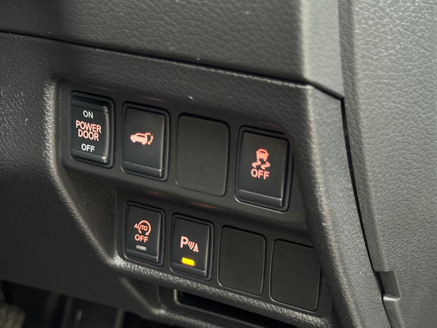 Used Nissan X-Trail 2016 for sale - 77052452: Photo 31