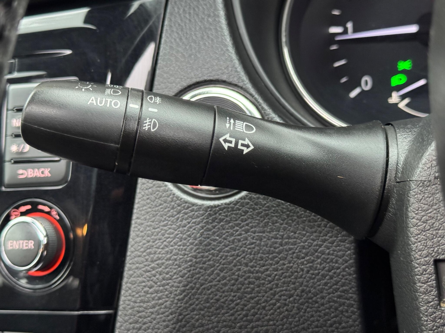 Used Nissan X-Trail 2016 for sale - 77052452: Photo 33