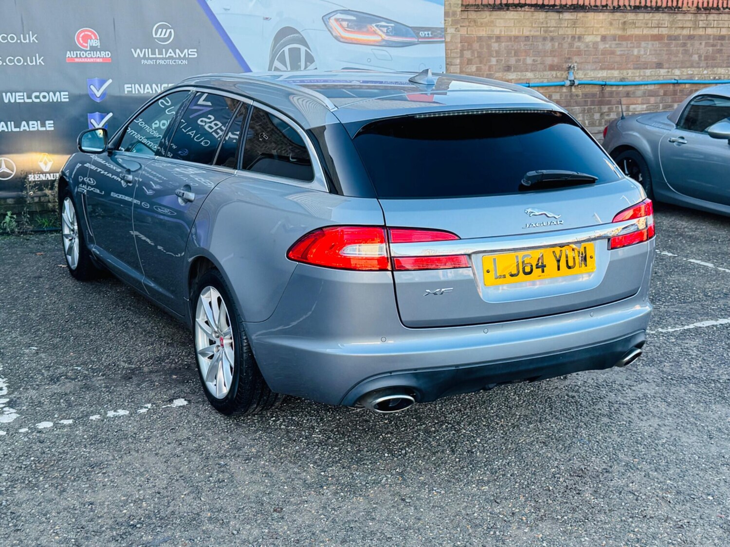 Used Jaguar XF 2014 for sale - 76801805: Photo 16