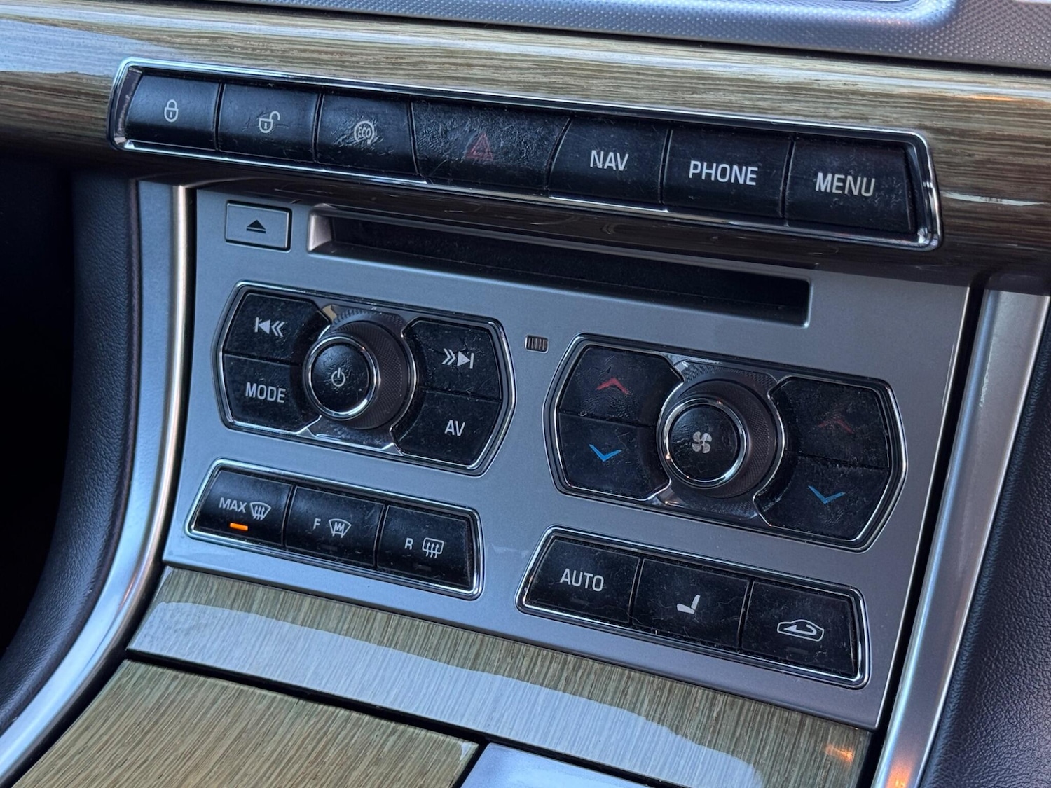 Used Jaguar XF 2014 for sale - 76801805: Photo 47