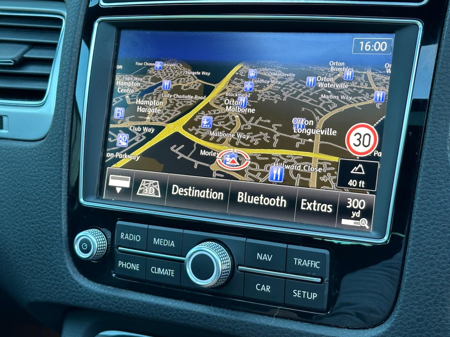 Used Volkswagen Touareg 2017 for sale - 76700833: Photo 41