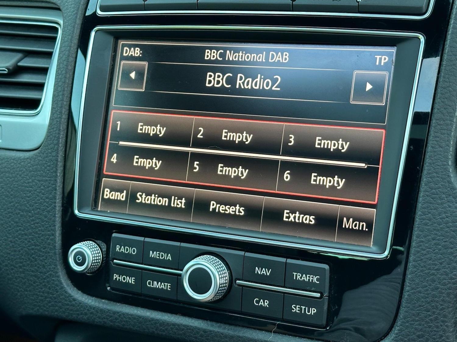 Used Volkswagen Touareg 2017 for sale - 76700833: Photo 42