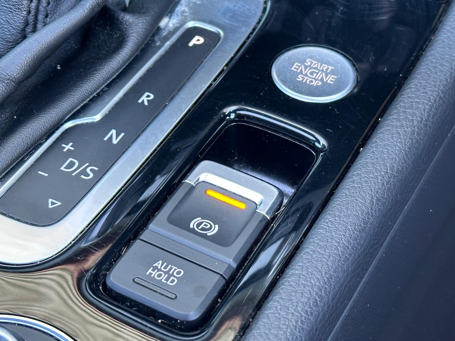 Used Volkswagen Touareg 2017 for sale - 76700833: Photo 50