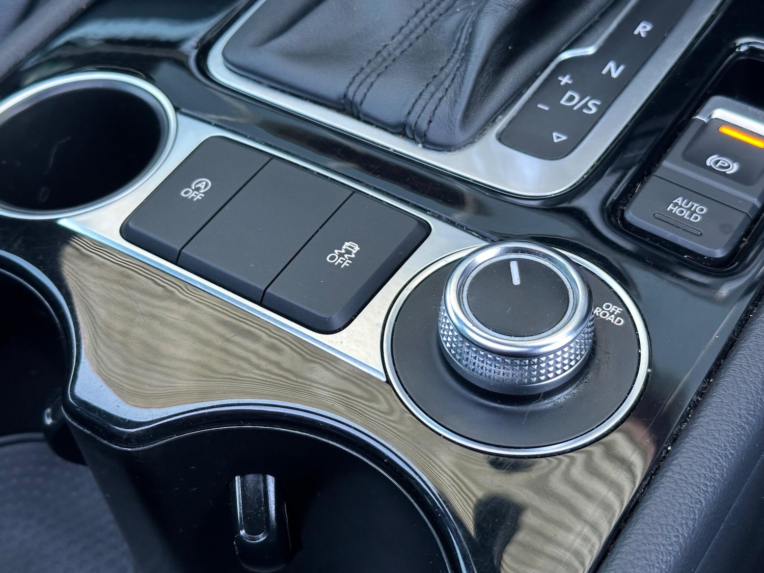 Used Volkswagen Touareg 2017 for sale - 76700833: Photo 51