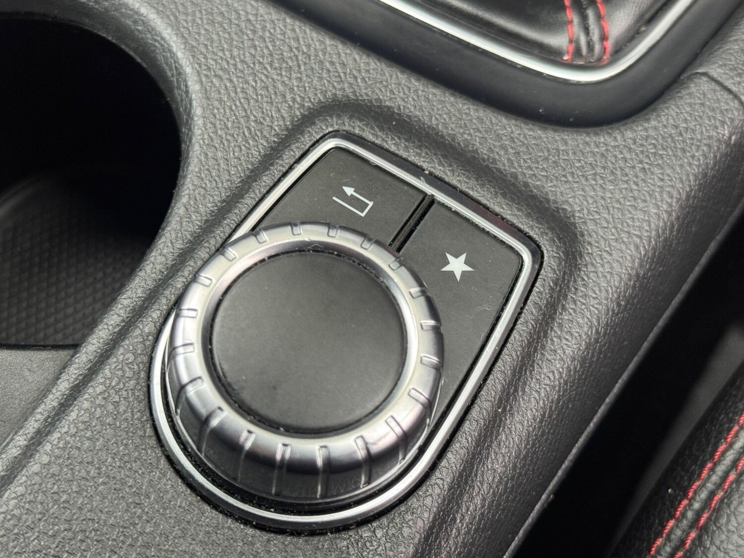 Used Mercedes-Benz A-Class for sale - 77575366: Photo 44