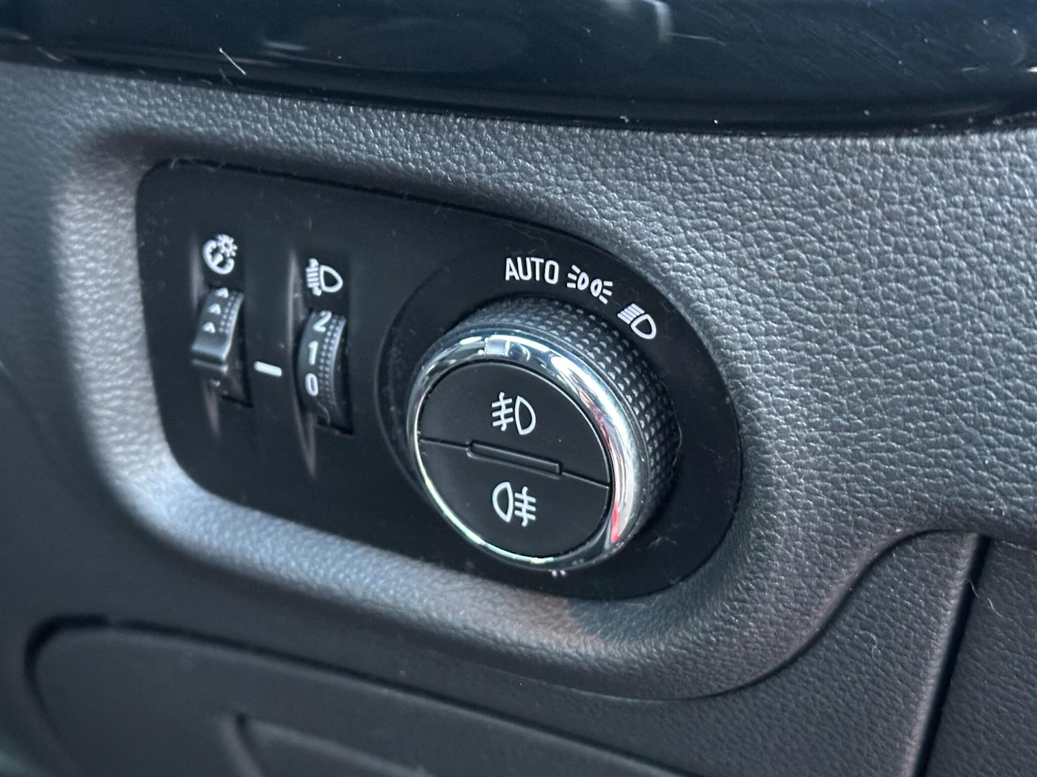 Used Vauxhall Astra 2016 for sale - 76759325: Photo 25