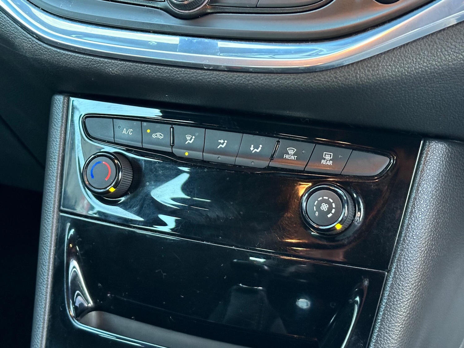 Used Vauxhall Astra 2016 for sale - 76759325: Photo 36