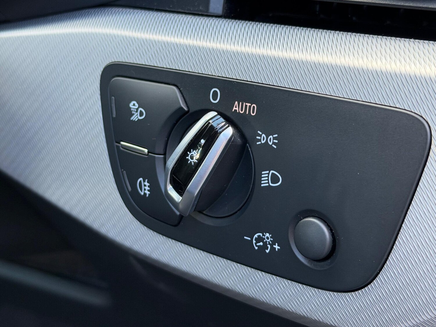 Used Audi A4 2017 for sale - 78007029: Photo 27