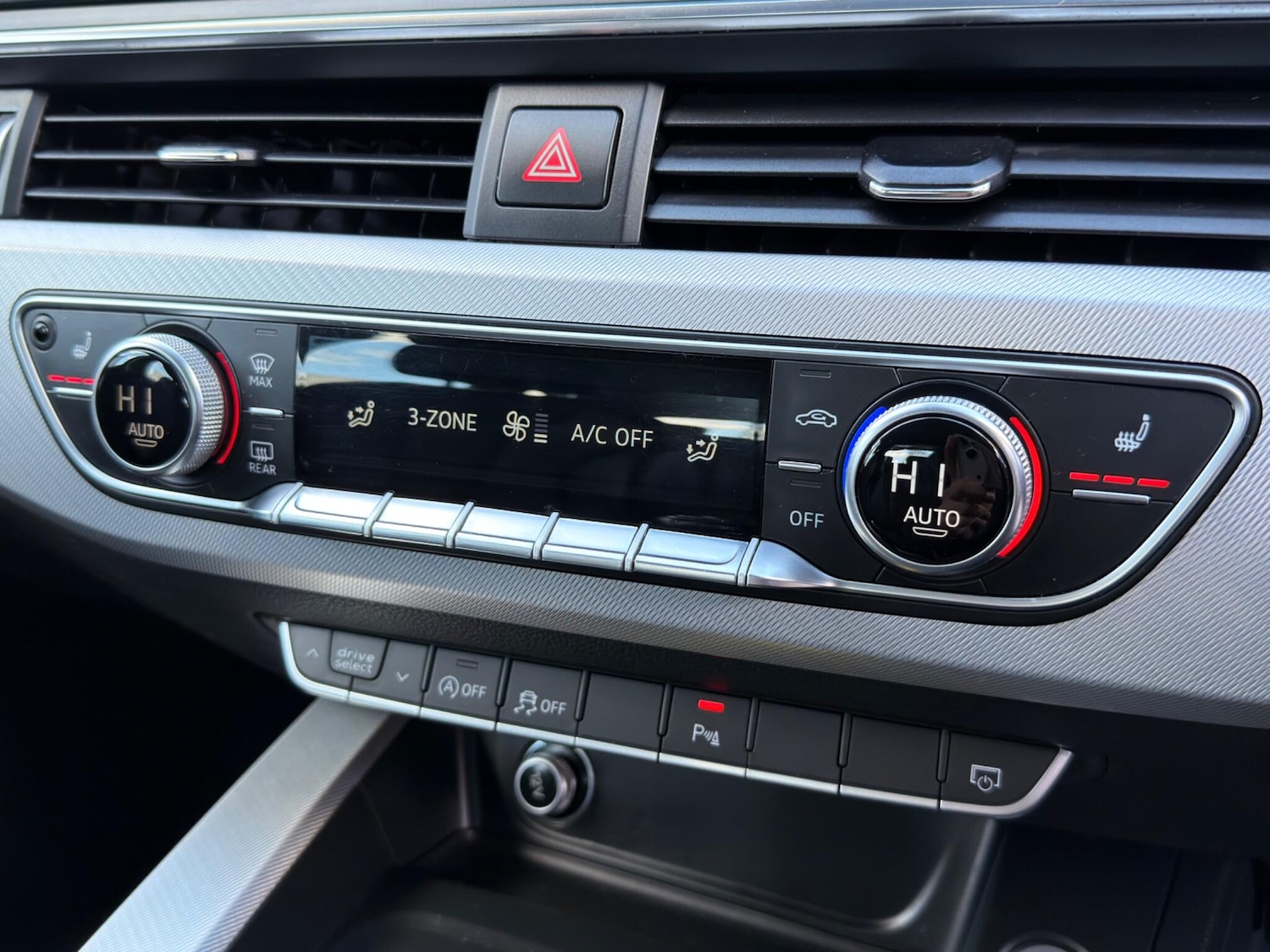 Used Audi A4 2017 for sale - 78007029: Photo 40