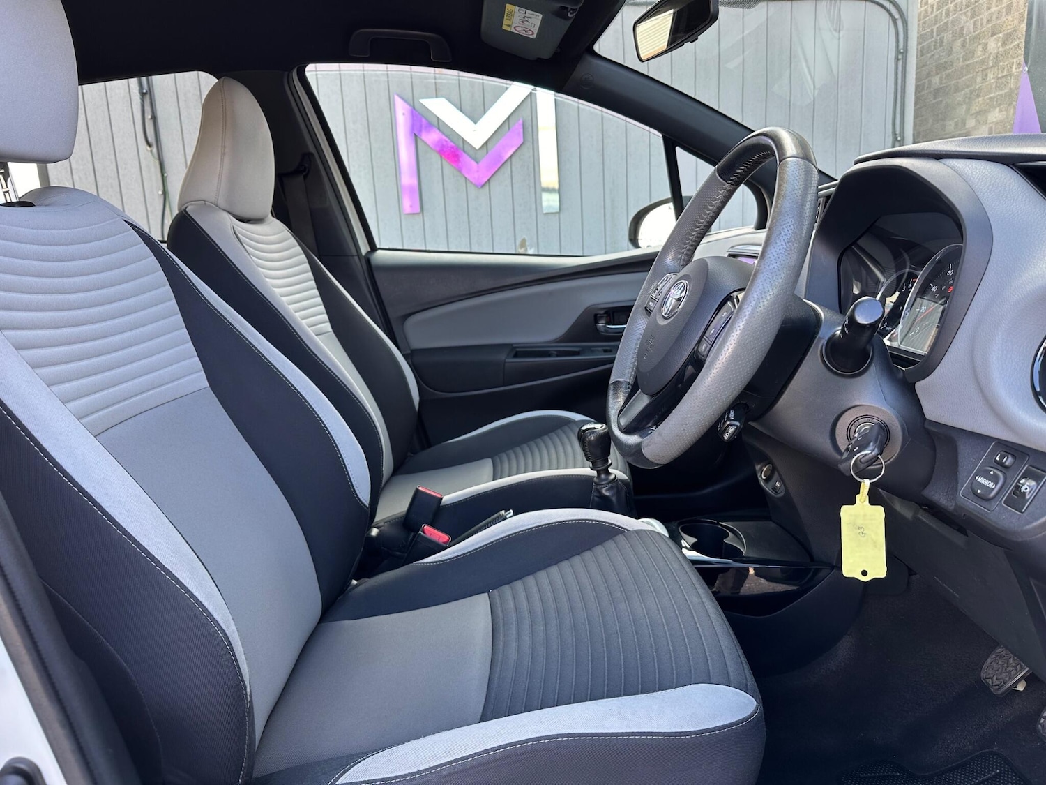 Vehicle 21