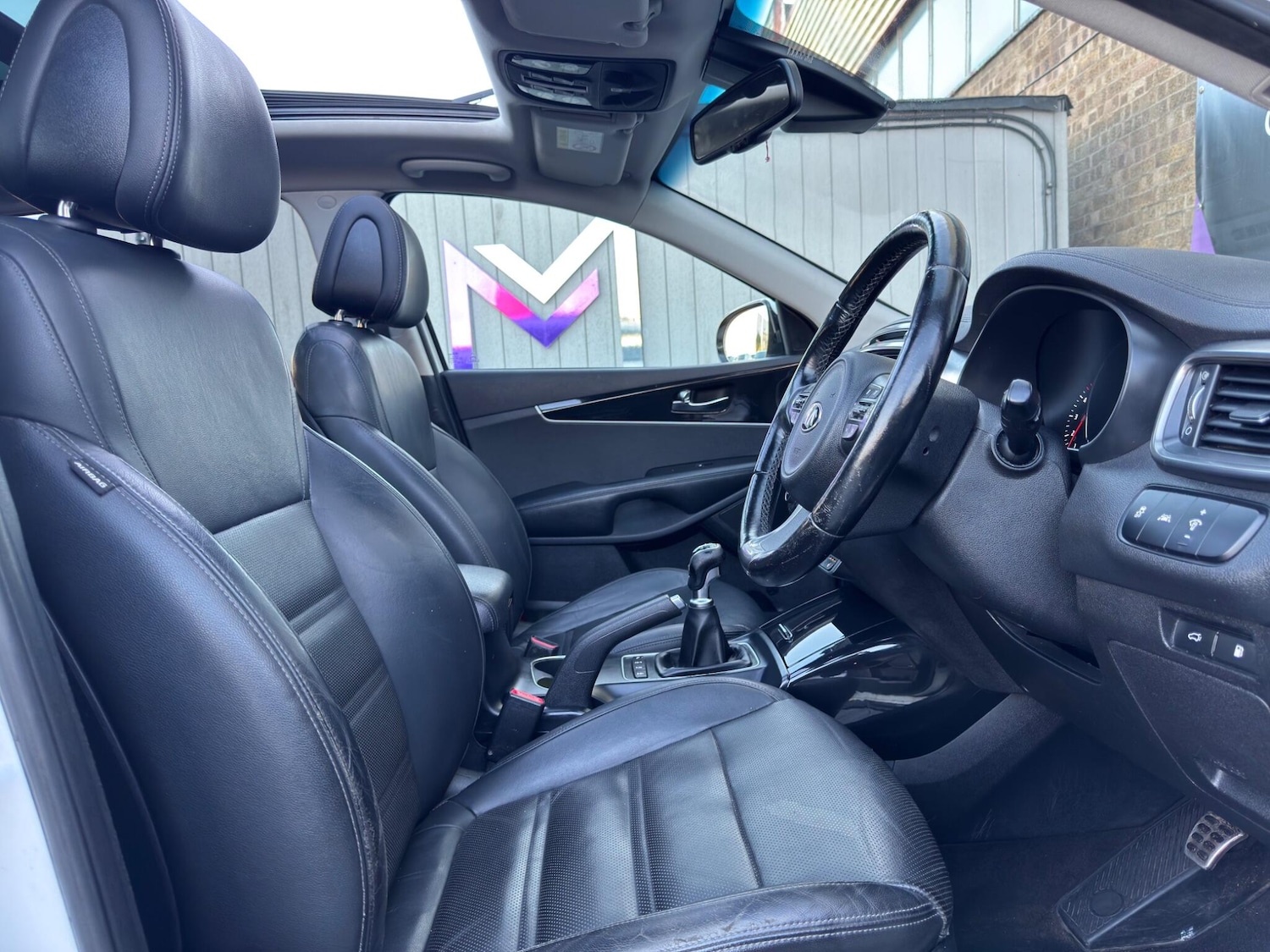 Used Kia Sorento 2015 for sale - 77060389: Photo 25