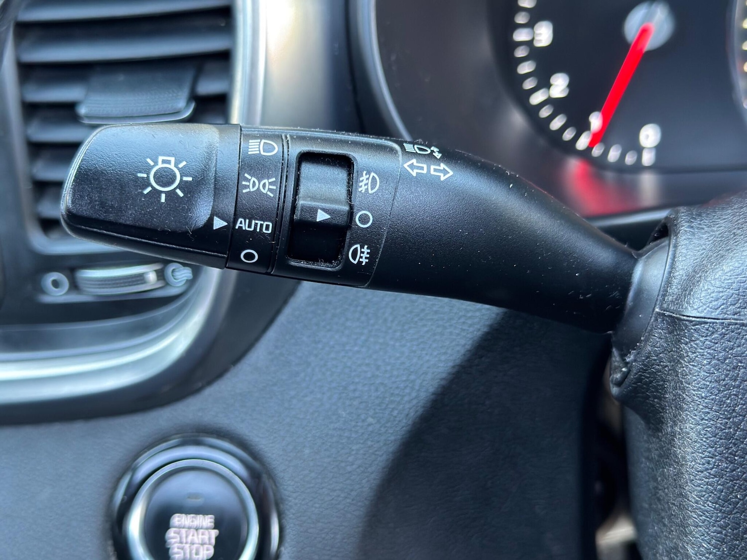 Used Kia Sorento 2015 for sale - 77060389: Photo 33