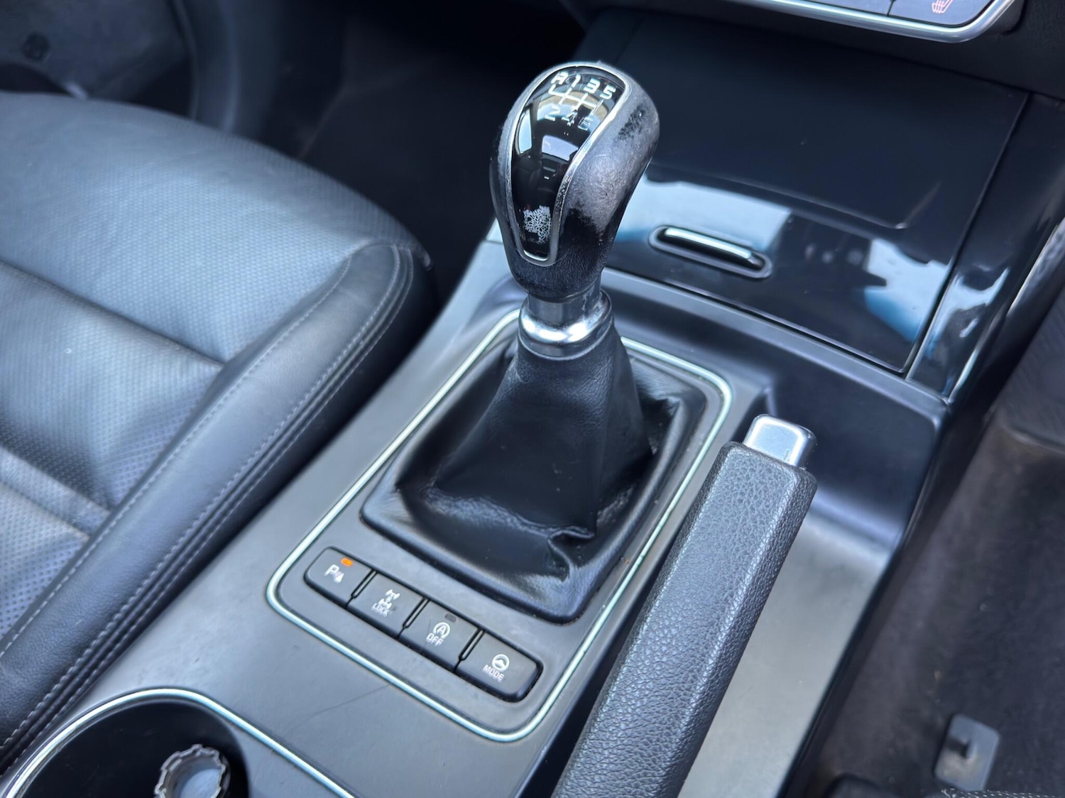 Used Kia Sorento 2015 for sale - 77060389: Photo 46