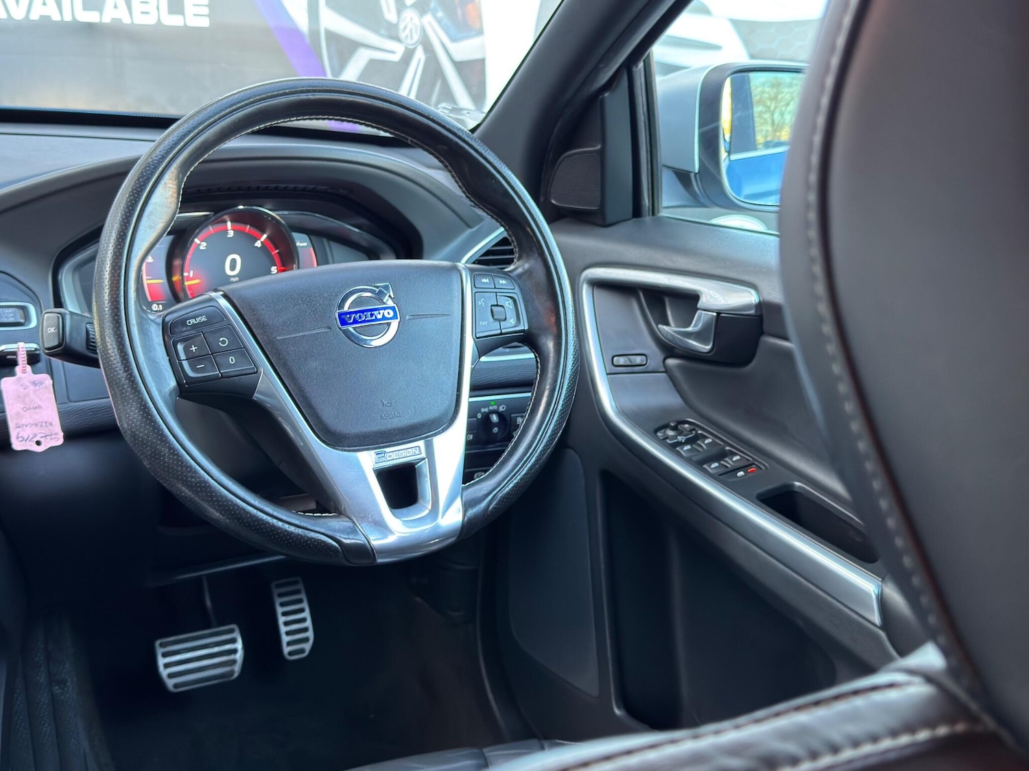 Used Volvo XC60 2016 for sale - 77162839: Photo 10