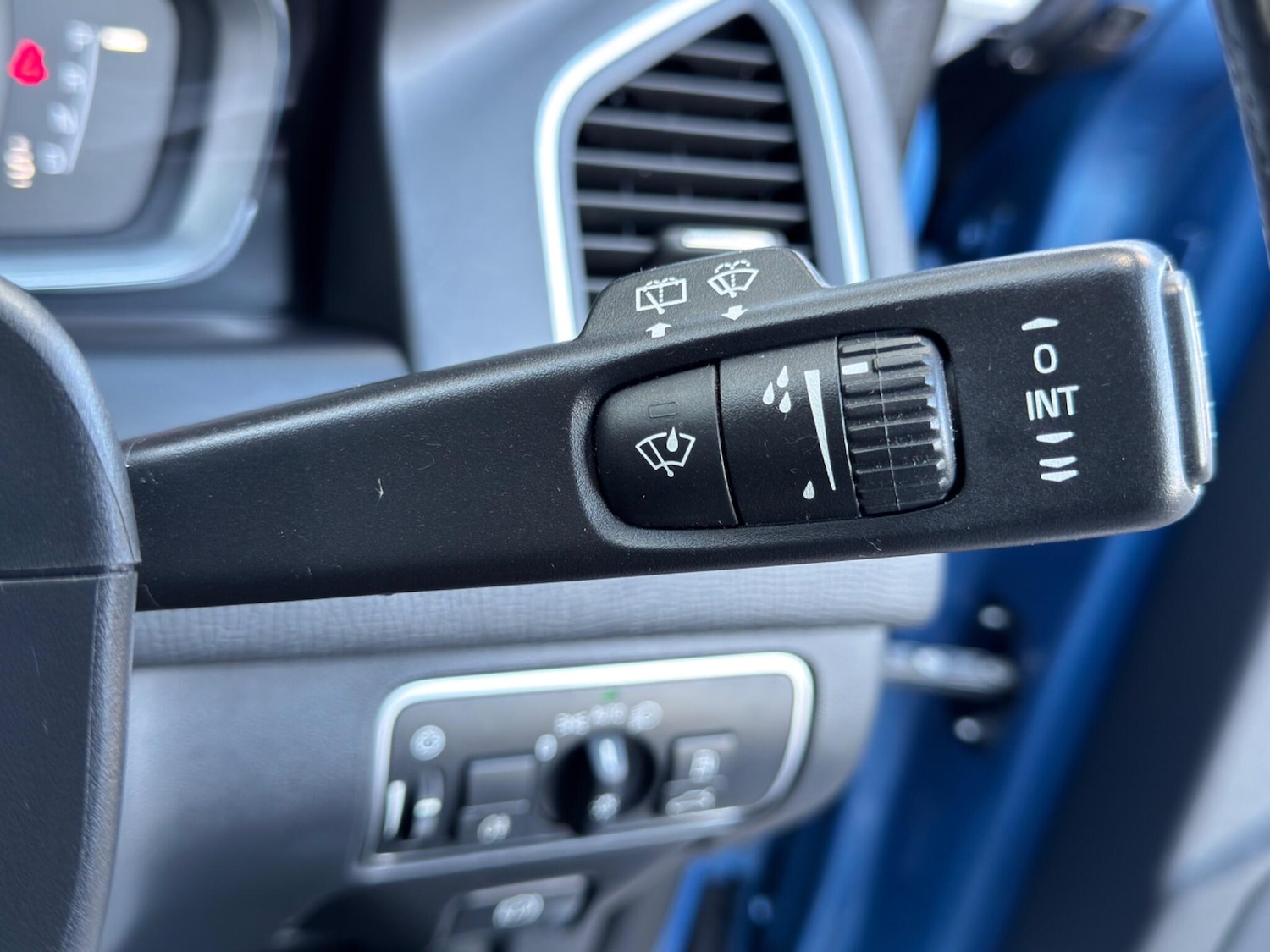 Used Volvo XC60 2016 for sale - 77162839: Photo 32