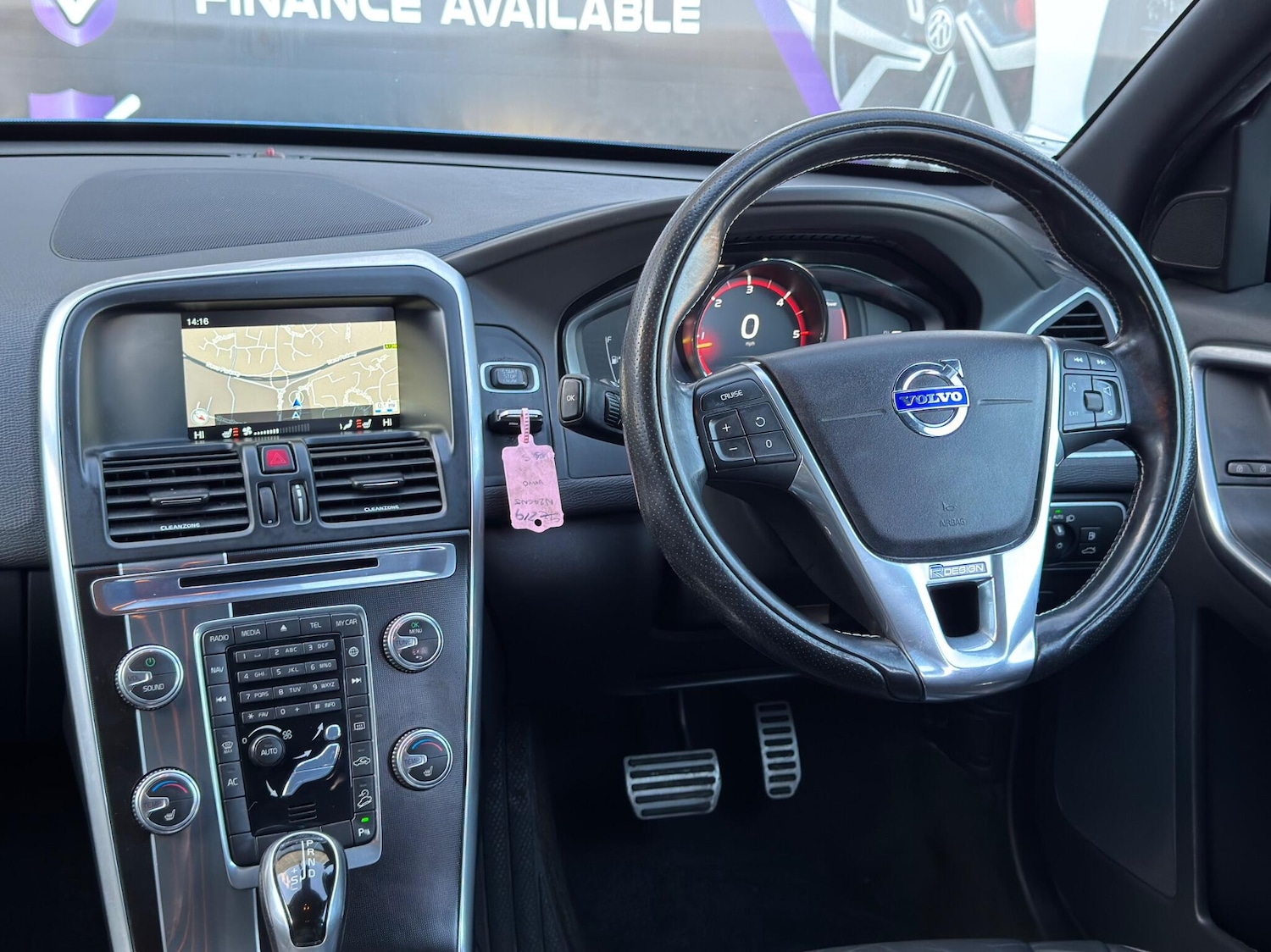 Used Volvo XC60 2016 for sale - 77162839: Photo 44