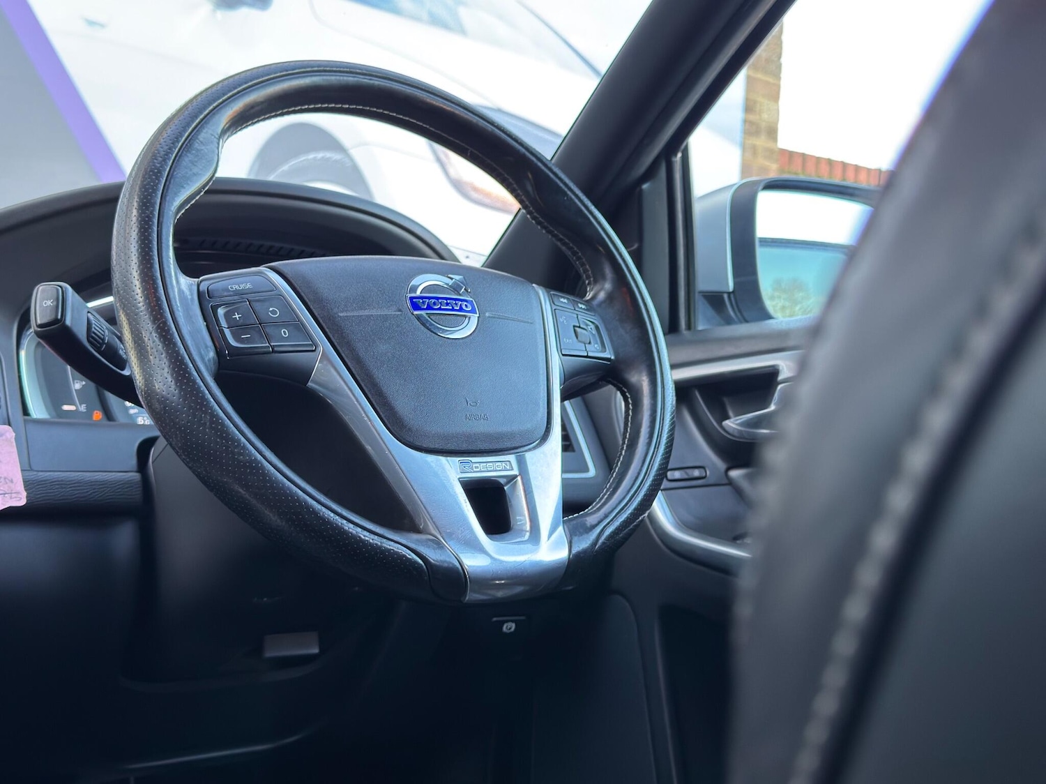 Used Volvo XC60 2016 for sale - 77162839: Photo 49