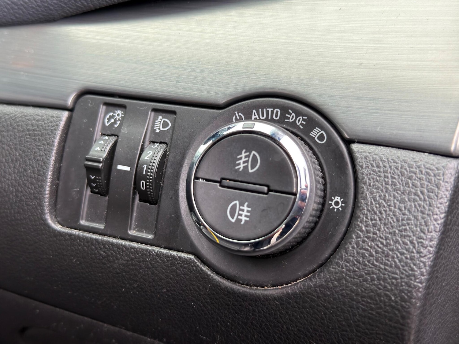 Used Vauxhall Mokka 2015 for sale - 77598675: Photo 28