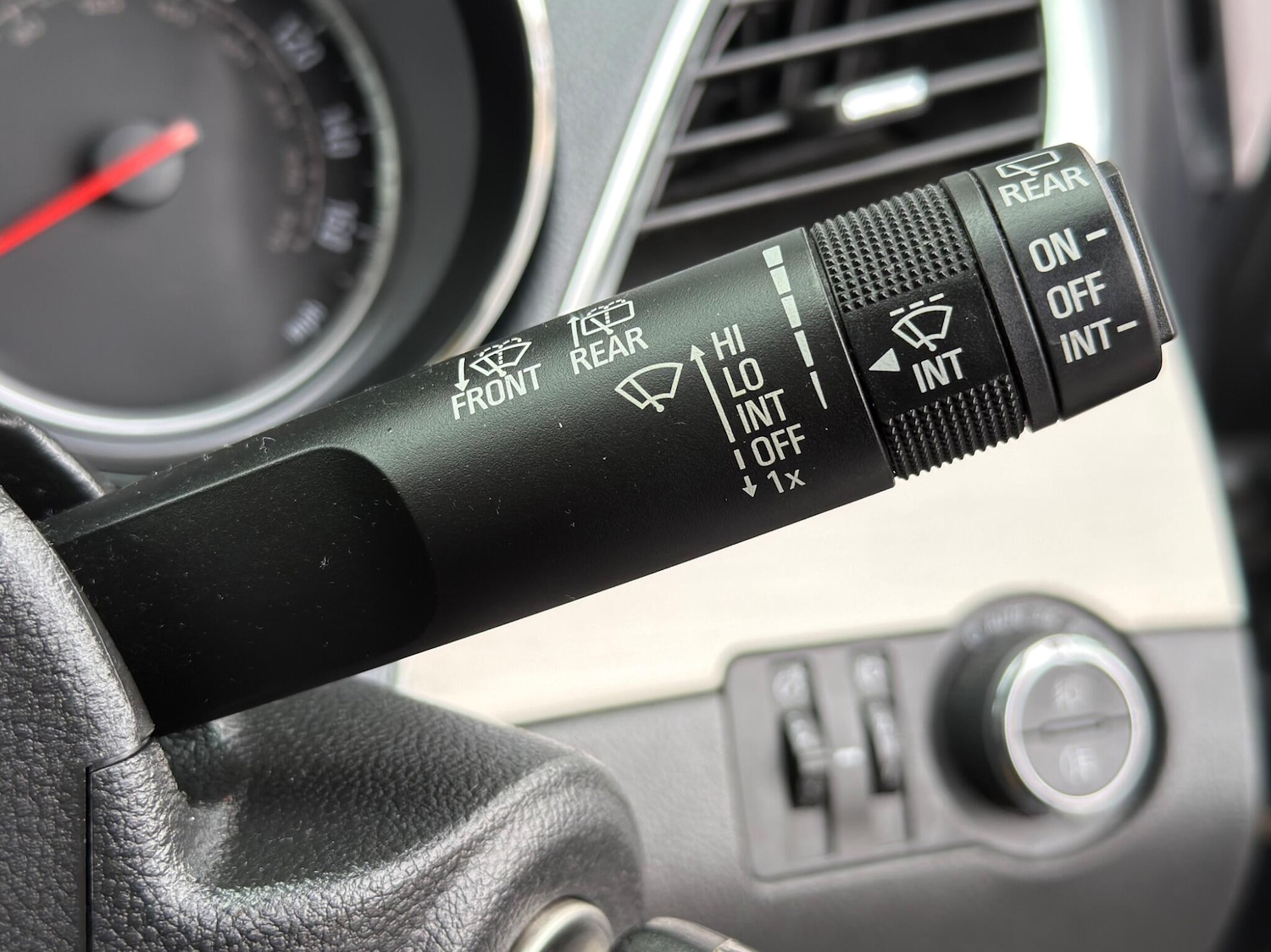 Used Vauxhall Mokka 2015 for sale - 77598675: Photo 32