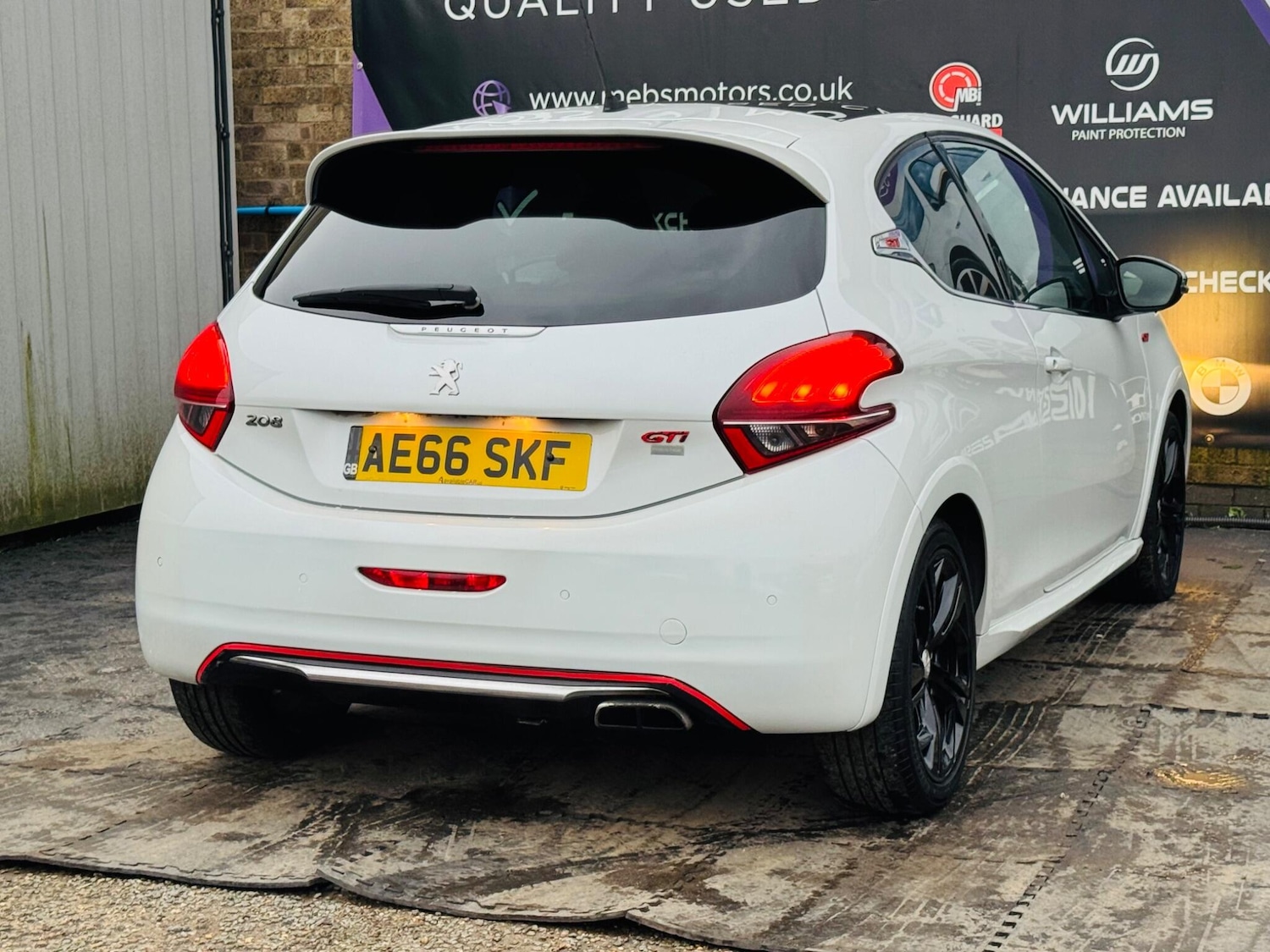 Used Peugeot 208 2016 for sale - 77052451: Photo 13