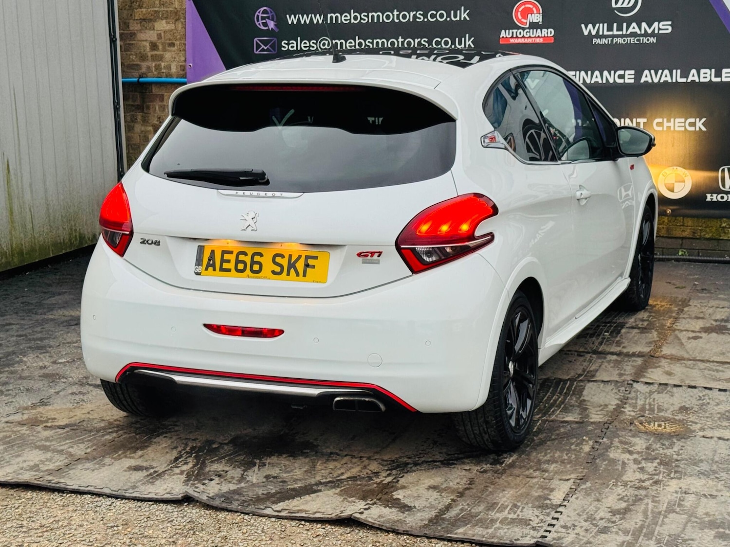 Used Peugeot 208 2016 for sale - 77052451: Photo 14