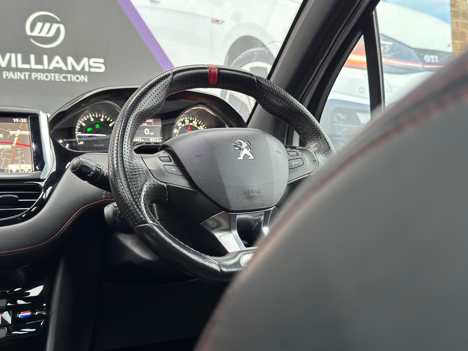 Used Peugeot 208 2016 for sale - 77052451: Photo 49