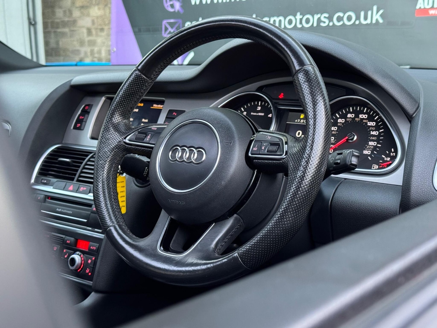 Used Audi Q7 2014 for sale - 77090957: Photo 12