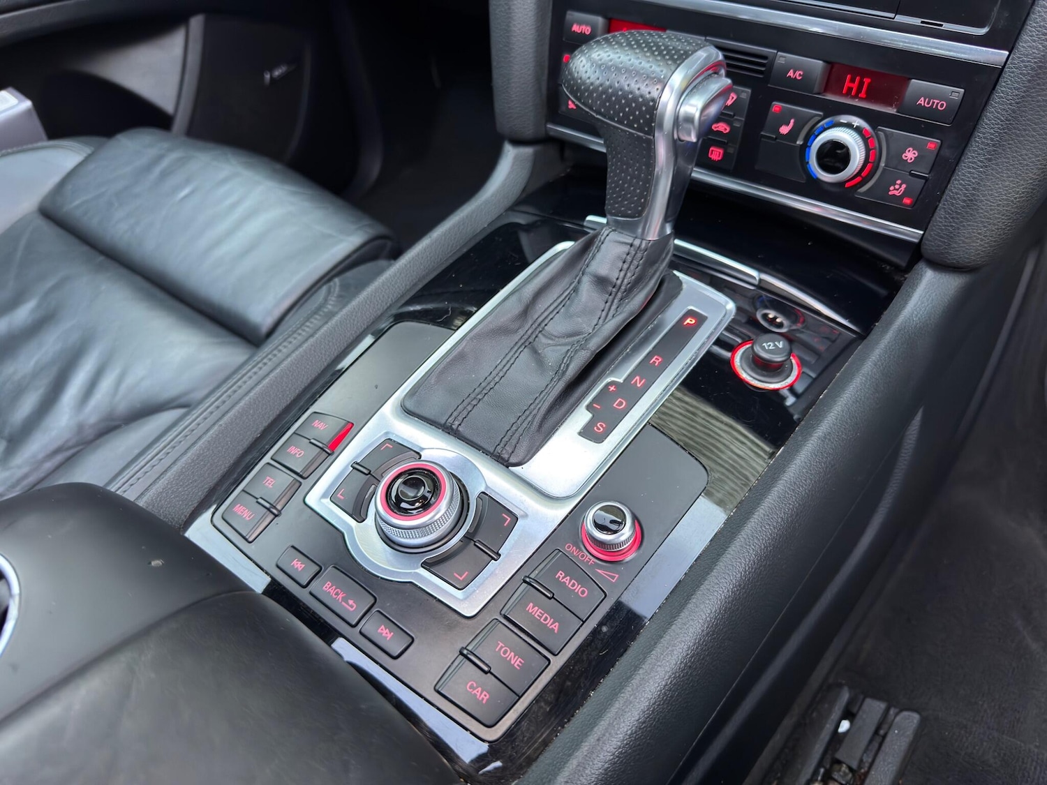 Used Audi Q7 2014 for sale - 77090957: Photo 54