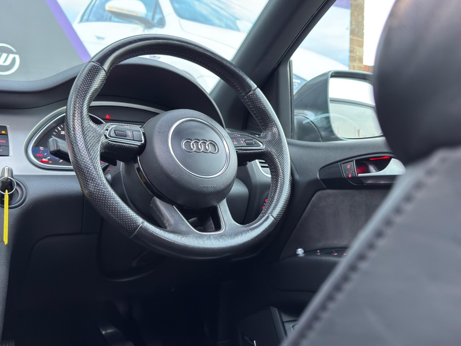 Used Audi Q7 2014 for sale - 77090957: Photo 64