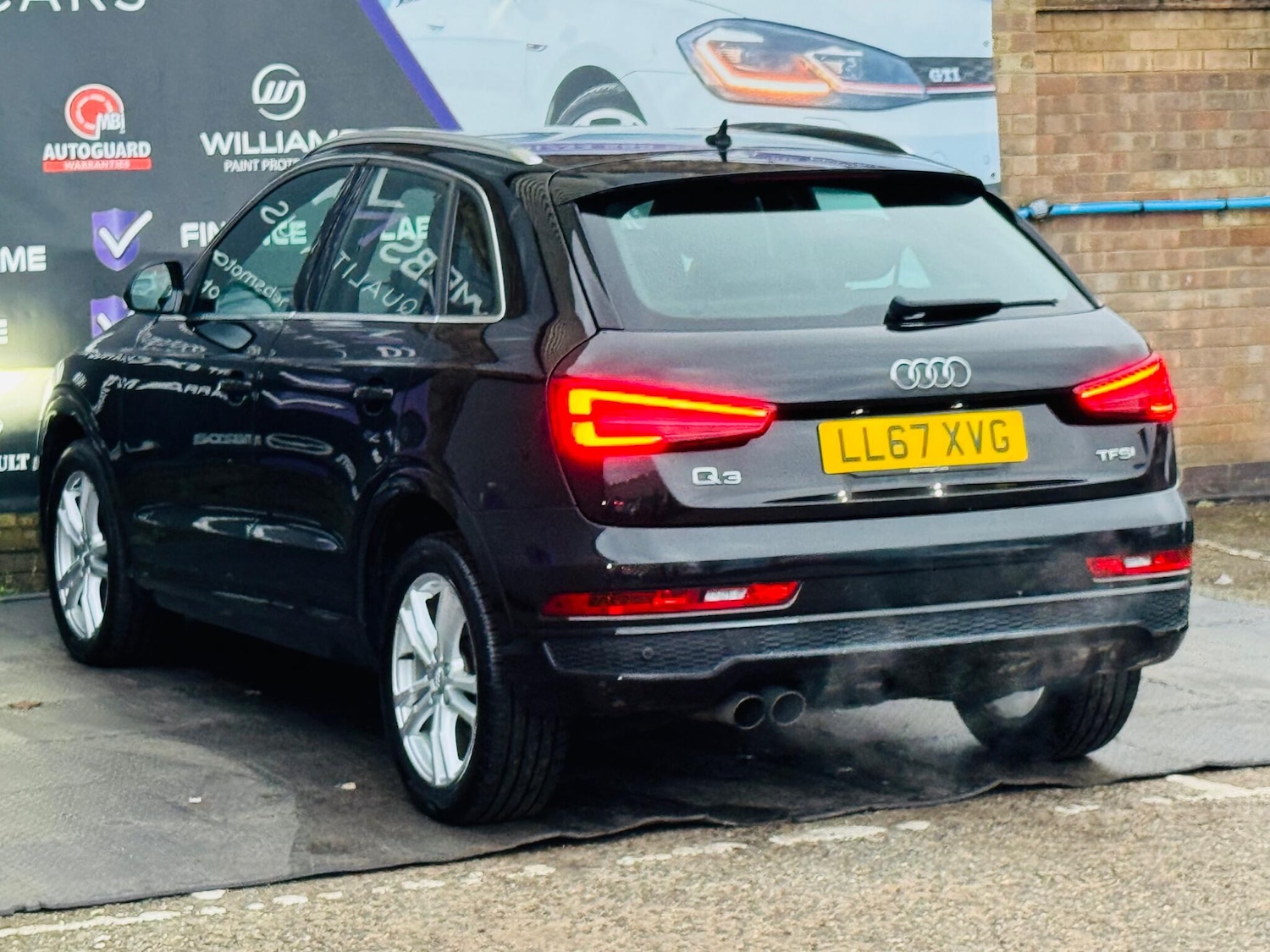 Used Audi Q3 2018 for sale - 76935936: Photo 16